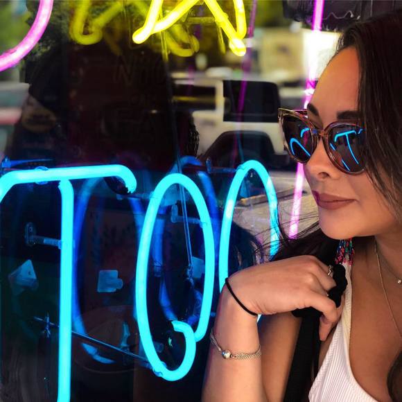 Meet your Posher, Geraldine - Picture 1 of 1